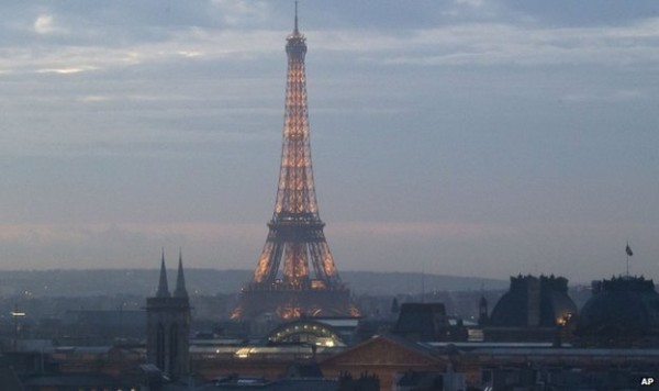 eiffeltower-600x356.jpg