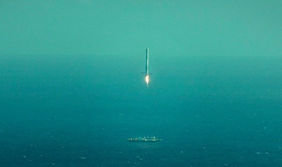 spacex-rocket-landing-attempt.jpg