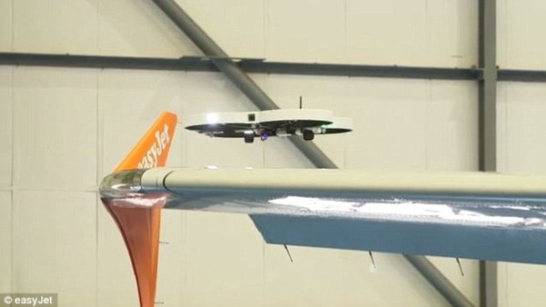 easyjetdrone-600x338.jpg