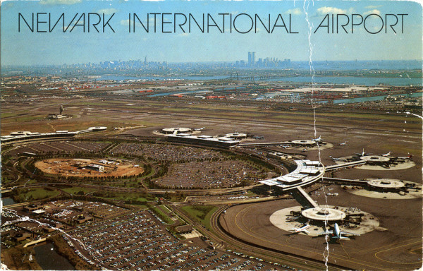 newarkairport-600x384.jpg