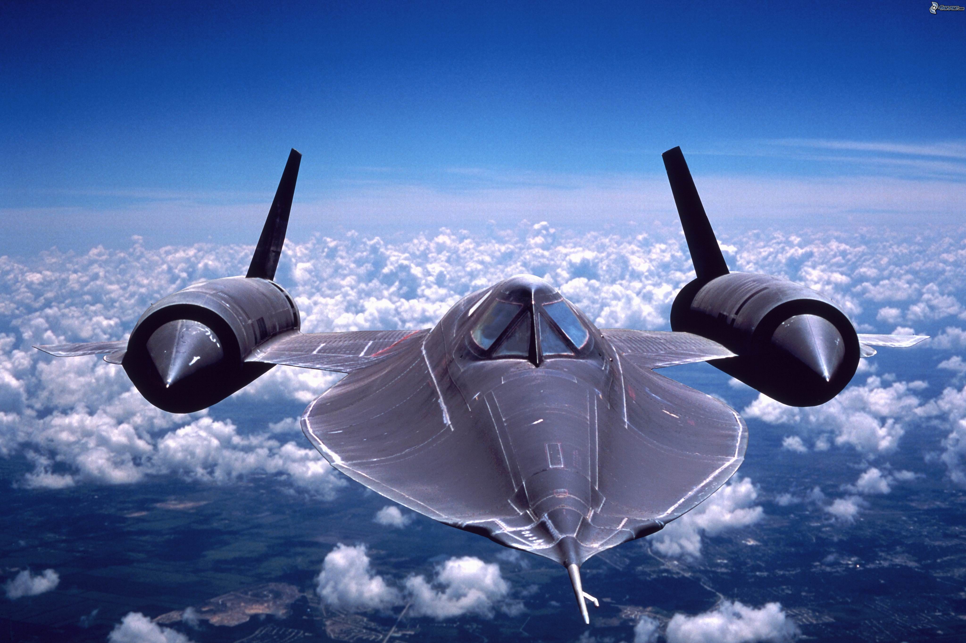 Скорость истребителя. Самолет SR-71 Blackbird. SR-71 Blackbird черный Дрозд. Локхид SR-71. Самолет Lockheed SR-71.